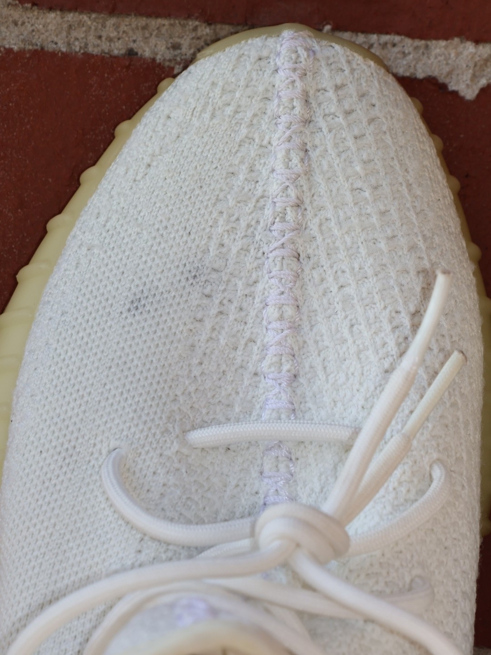 Yeezy Boost 350 V2 "Cream White" - Picture 8 of 9